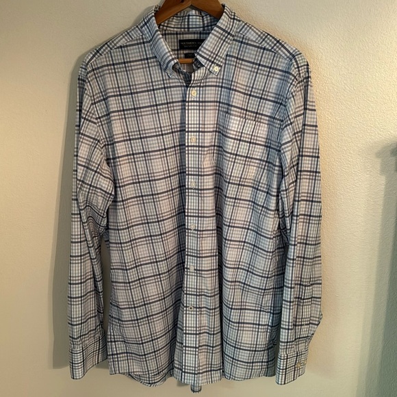 Southern Tide Charleston Plaid Button Down Shirt - Picture 1 of 10